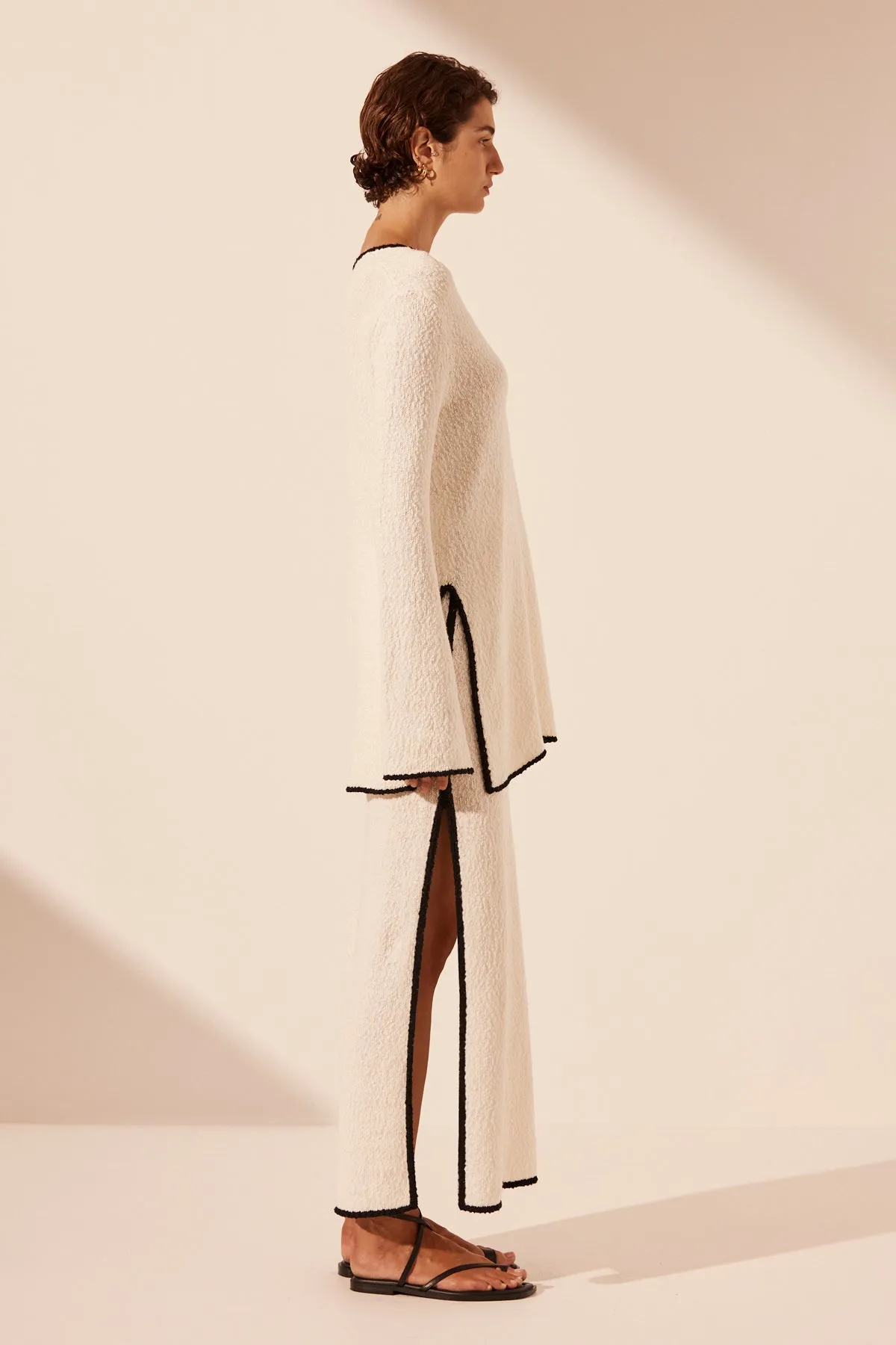 LENA PLUNGED LONG SLEEVE TOP - IVORY/BLACK sold by Shona Joy product image thumbnail 3