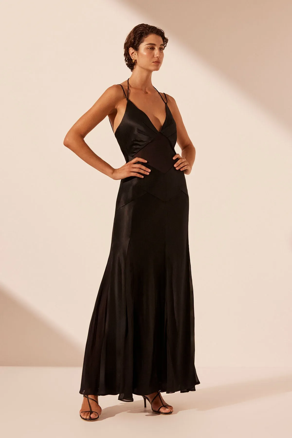 MORAYA PLUNGED GODET MAXI DRESS - BLACK sold by Shona Joy product image thumbnail 2