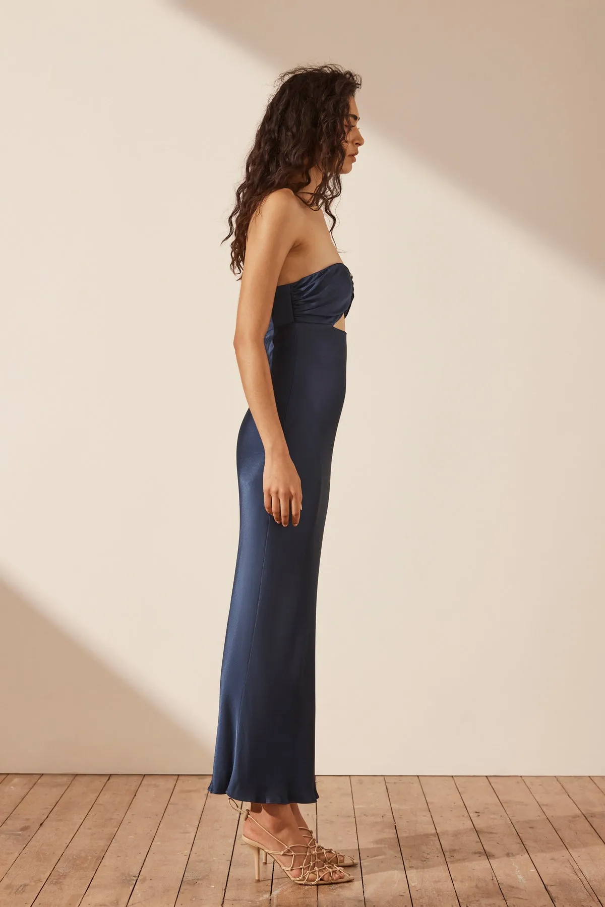 ARIENZO STRAPLESS CUT OUT MIDI DRESS - MIDNIGHT sold by Shona Joy product image thumbnail 3