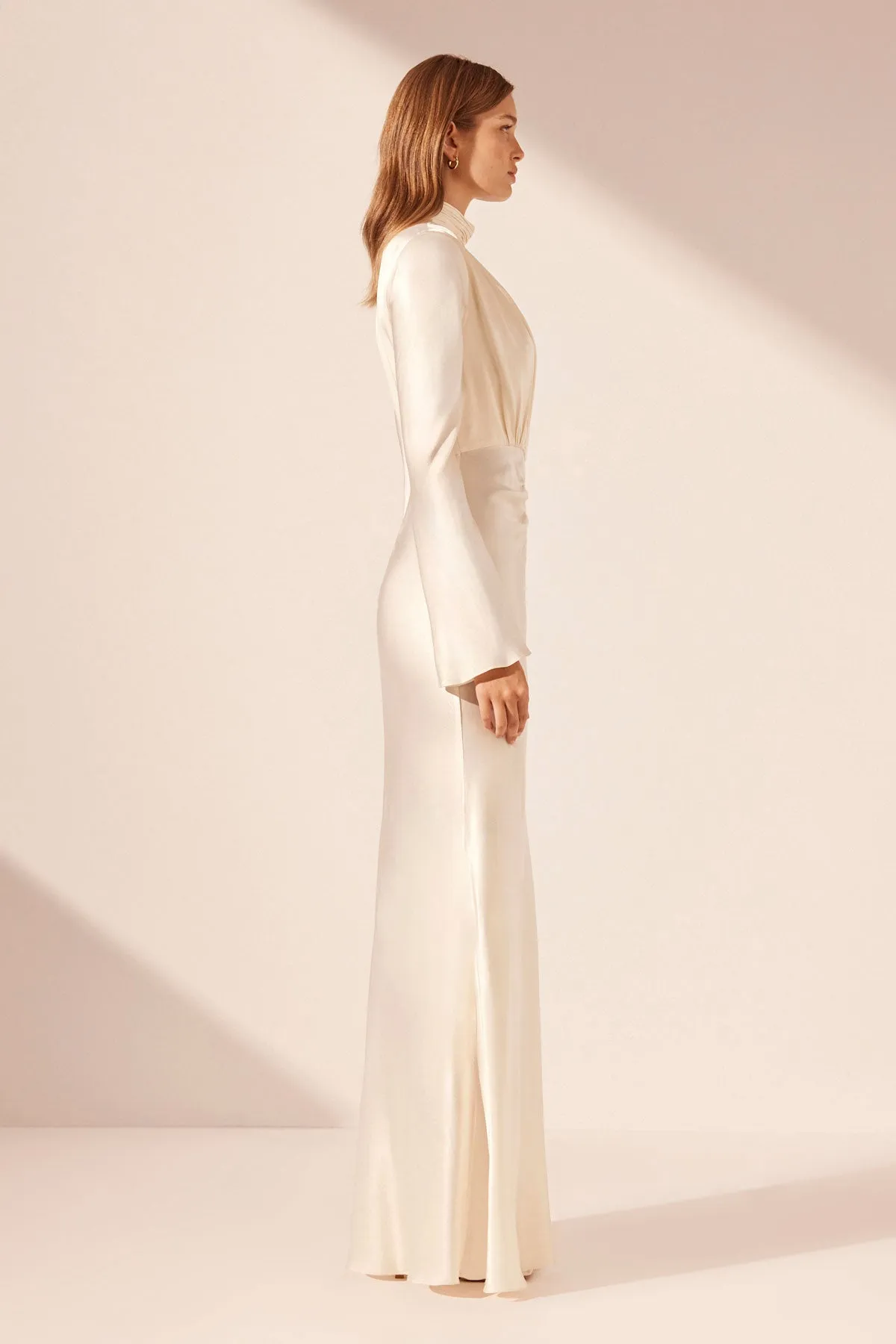 LA LUNE PLUNGED LONG SLEEVE MAXI DRESS - CREAM sold by Shona Joy product image thumbnail 4