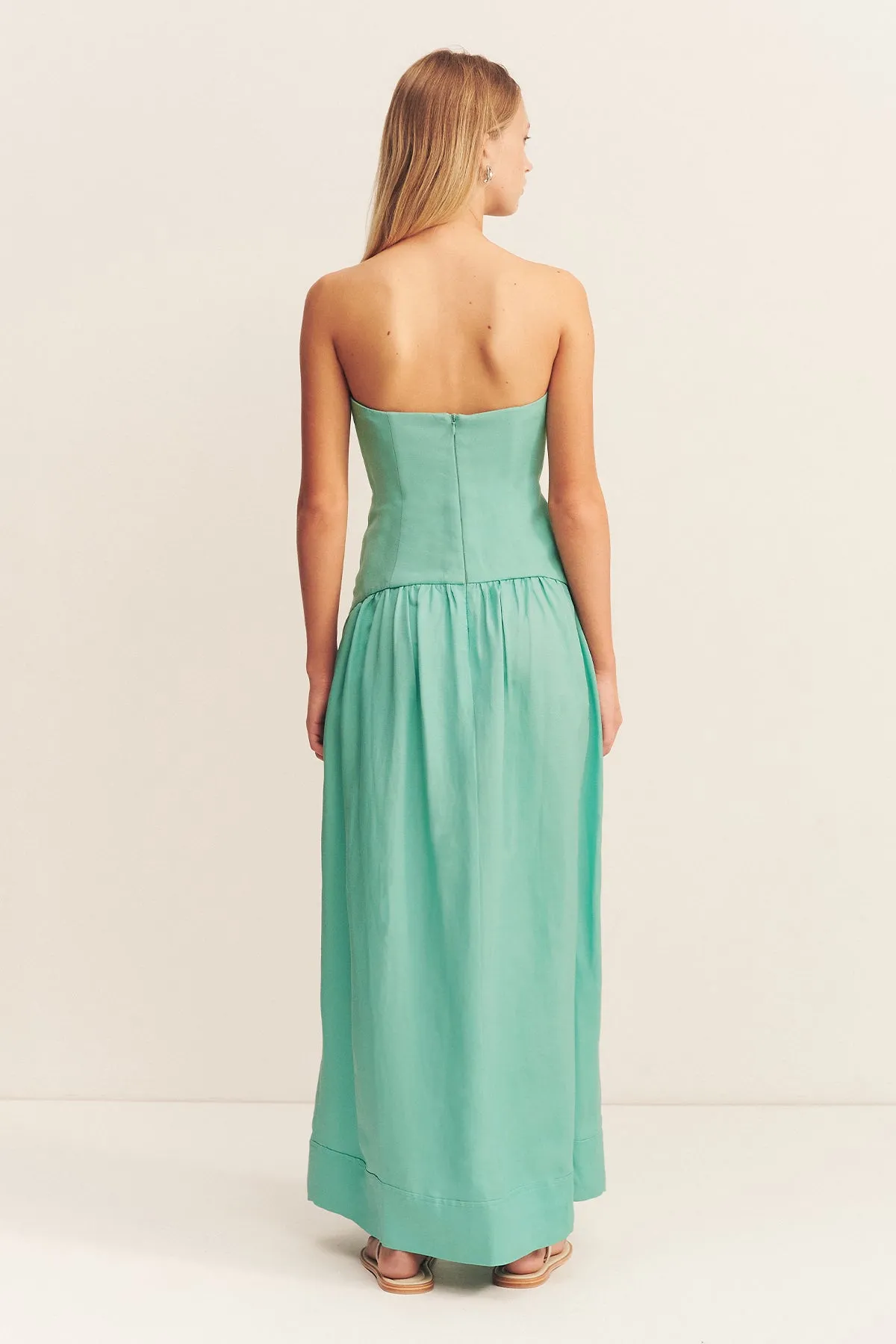 ALEC LINEN STRAPLESS PANELLED MAXI DRESS - POOL BLUE sold by Shona Joy product image thumbnail 4