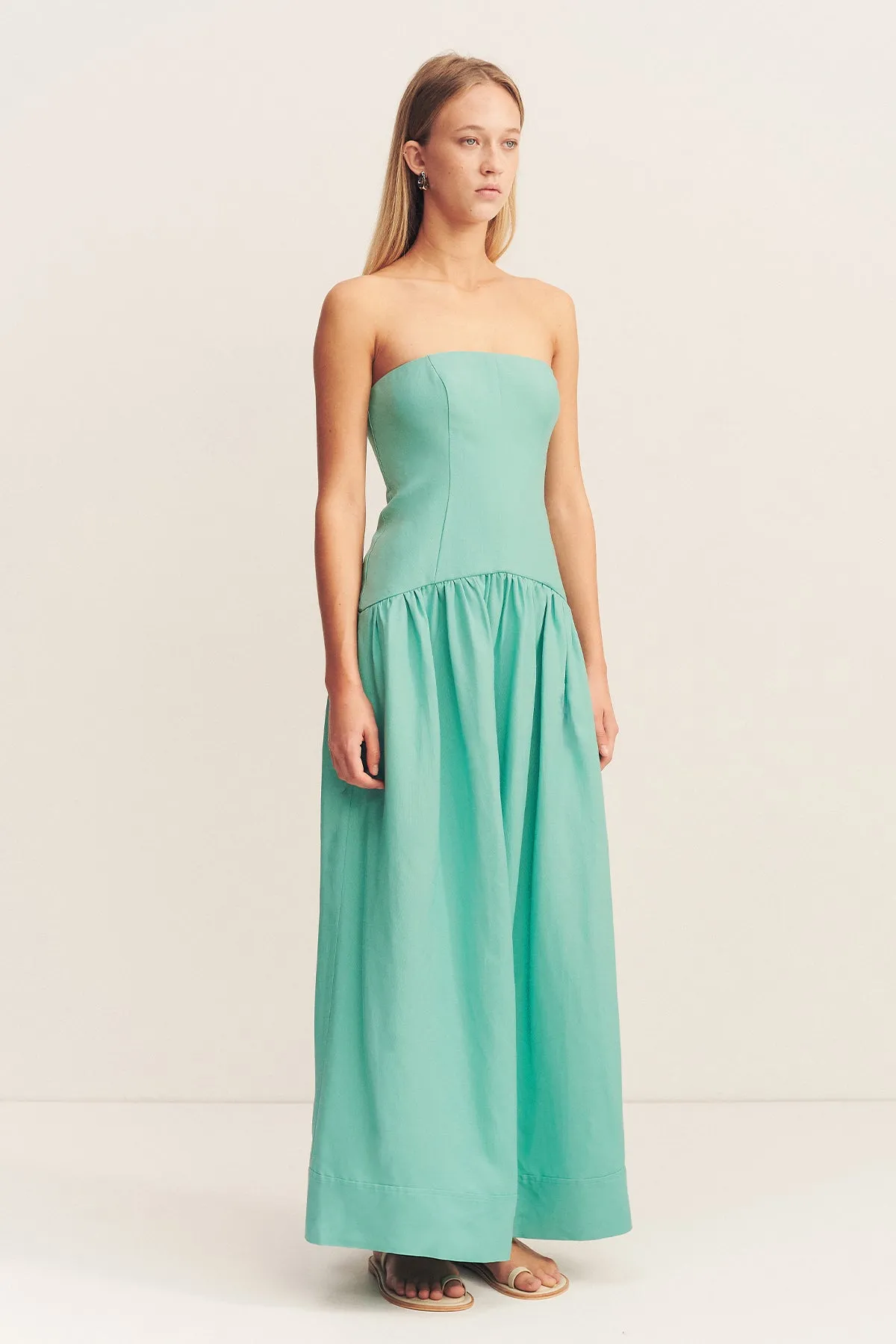 ALEC LINEN STRAPLESS PANELLED MAXI DRESS - POOL BLUE sold by Shona Joy product image thumbnail 2