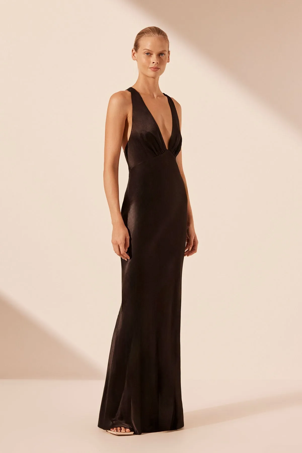 LA LUNE PLUNGED CROSS BACK MAXI DRESS - BLACK sold by Shona Joy product image thumbnail 2