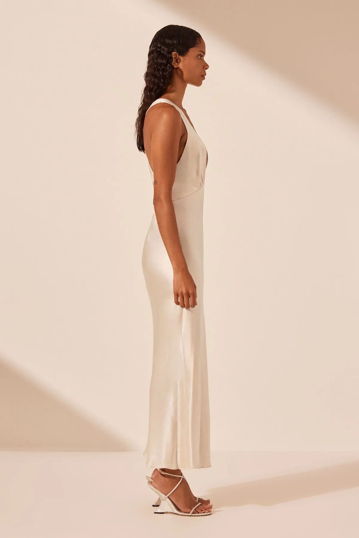 LA LUNE PLUNGED CROSS BACK MIDI DRESS - CREAM sold by Shona Joy product image thumbnail 4