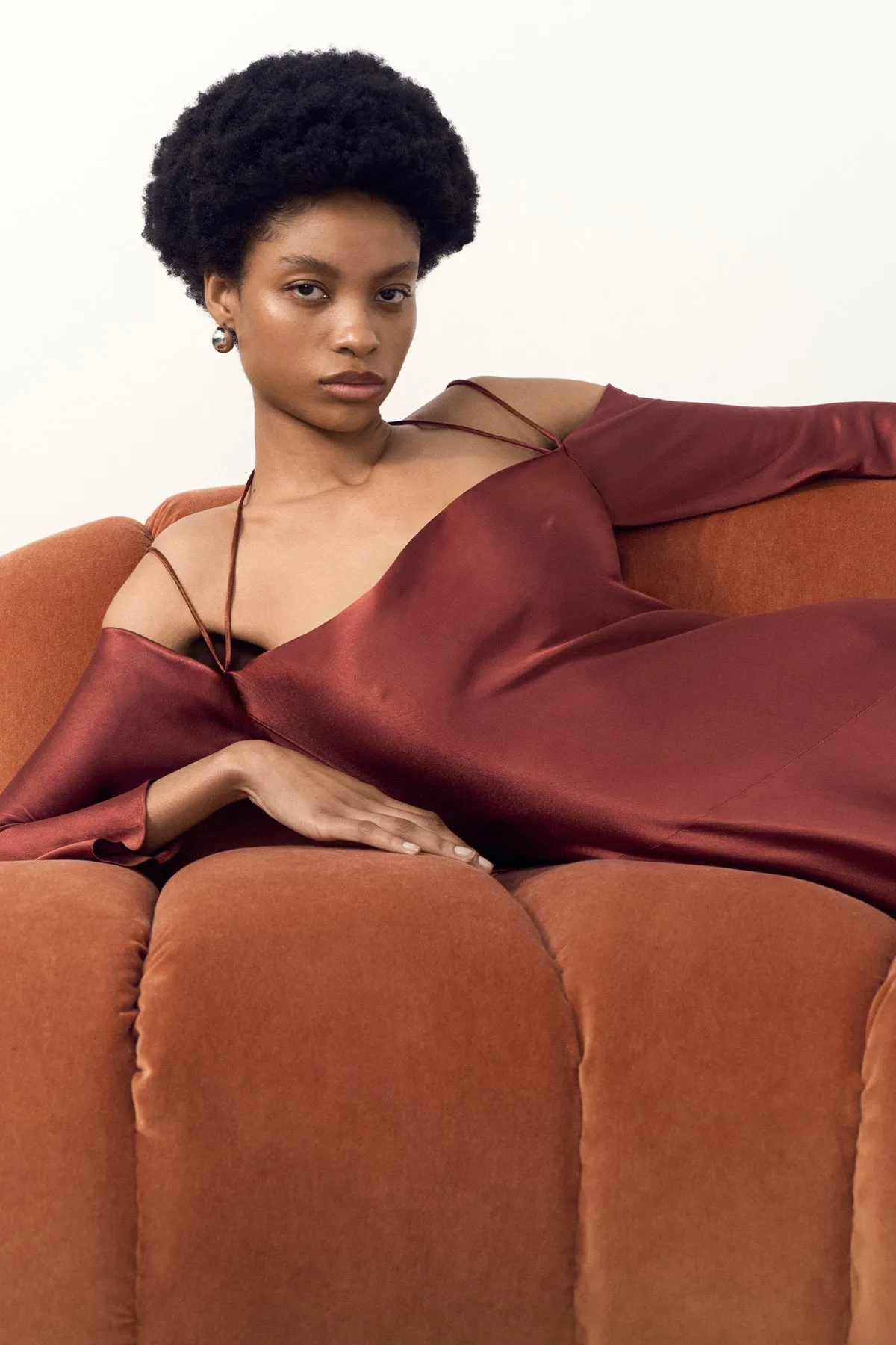 LINO OFF SHOULDER TIE MAXI DRESS - MAHOGANY | Parallel
