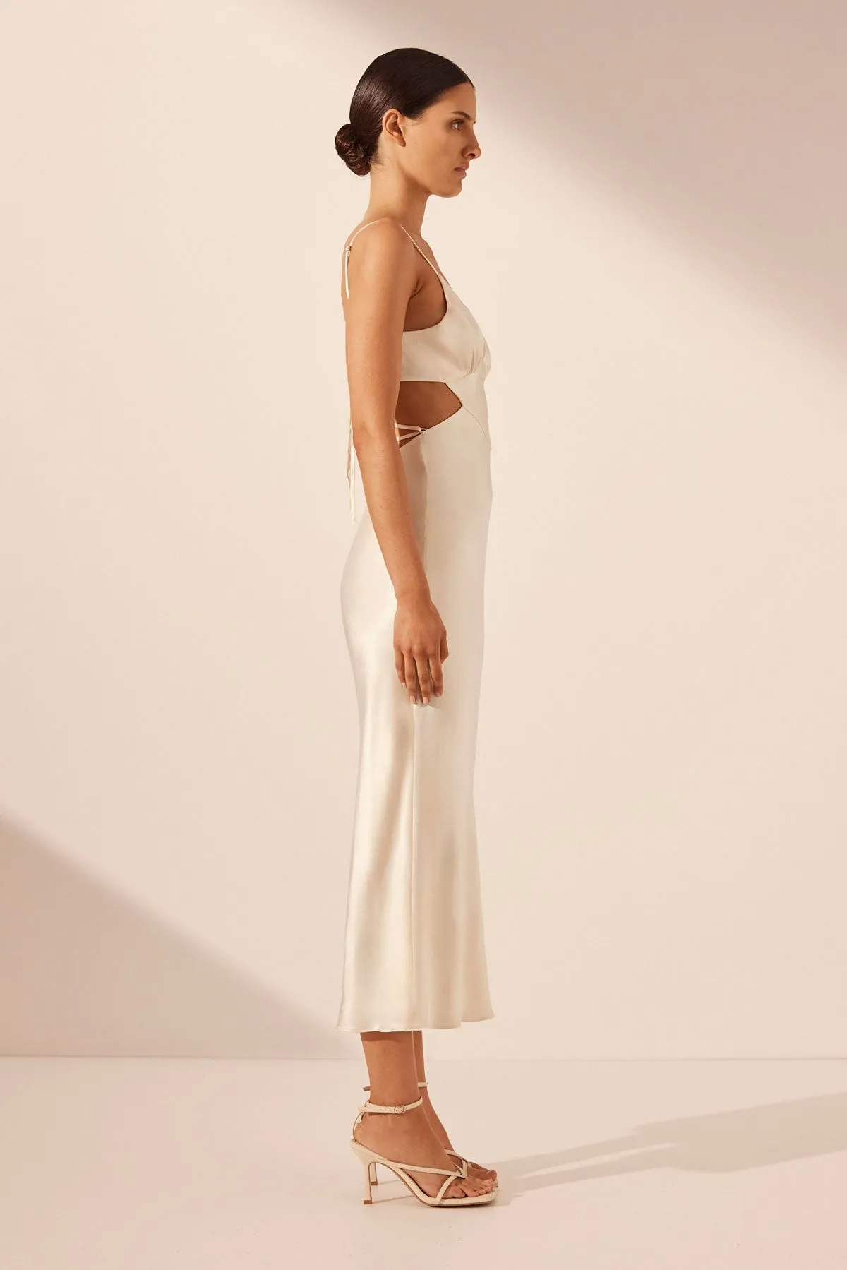 LA LUNE BACKLESS MIDI DRESS - CREAM sold by Shona Joy product image thumbnail 3