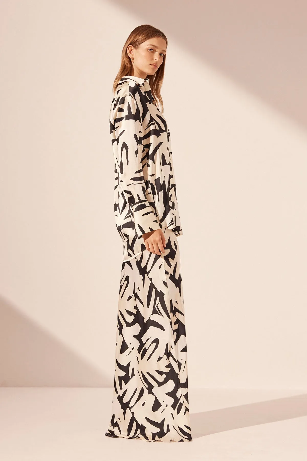 MICAH SILK RELAXED SHIRT sold by Shona Joy product image thumbnail 3