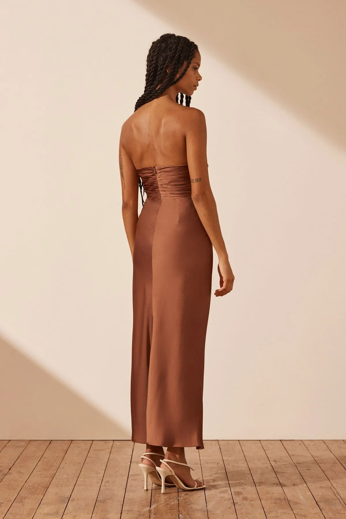 LUXE STRAPLESS RUCHED BODICE MIDI DRESS - MOCHA sold by Shona Joy product image thumbnail 4