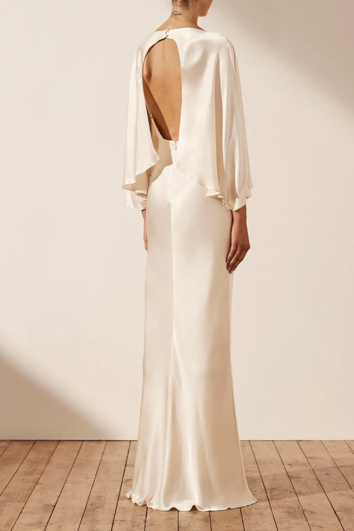 LA LUNE OPEN BACK CURVED SLEEVE MAXI DRESS - CREAM sold by Shona Joy product image thumbnail 3