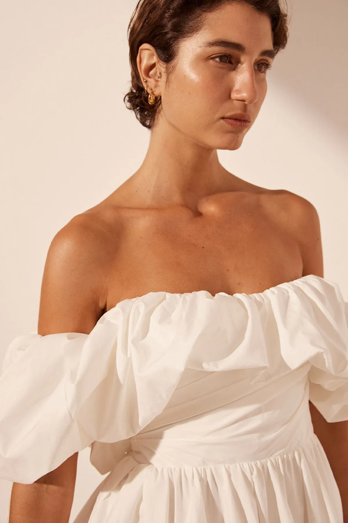 MAIORI OFF SHOULDER DRAPED BUBBLE MINI DRESS - IVORY sold by Shona Joy product image thumbnail 3