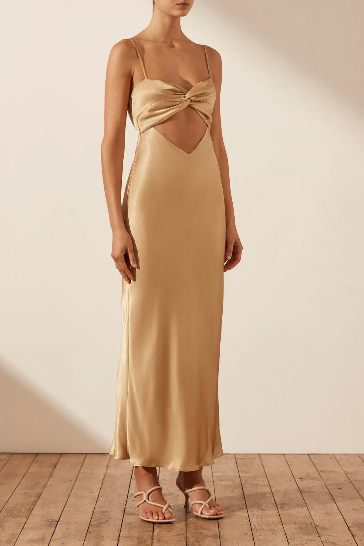 OLIVIERA TWIST FRONT MIDI DRESS - TAFFY sold by Shona Joy product image thumbnail 2