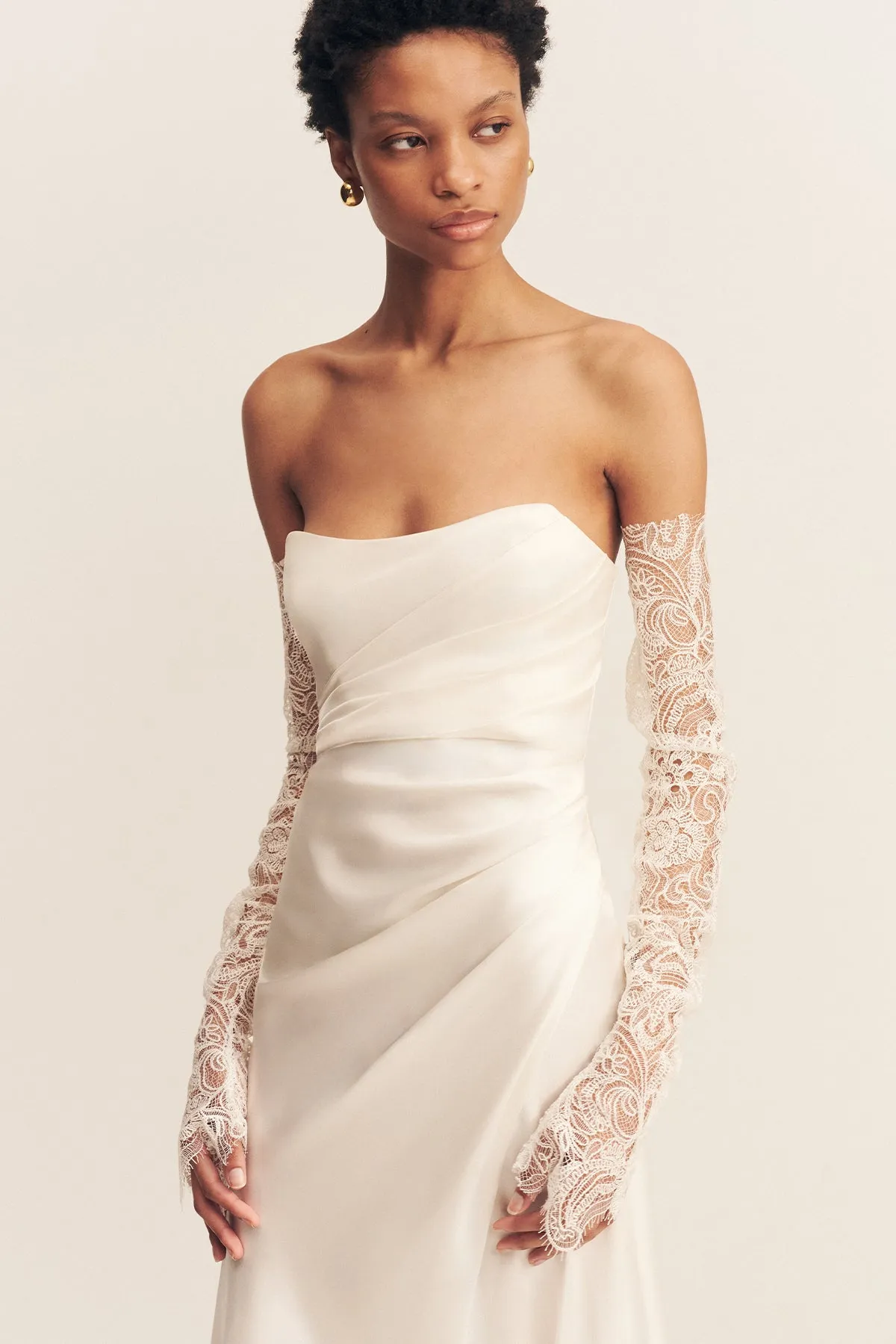 LUMINOUS LACE GLOVES sold by Shona Joy product image thumbnail 2