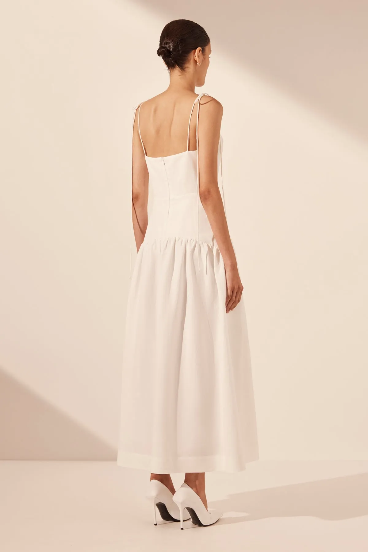 BLANC GATHERED MIDI DRESS sold by Shona Joy product image thumbnail 5