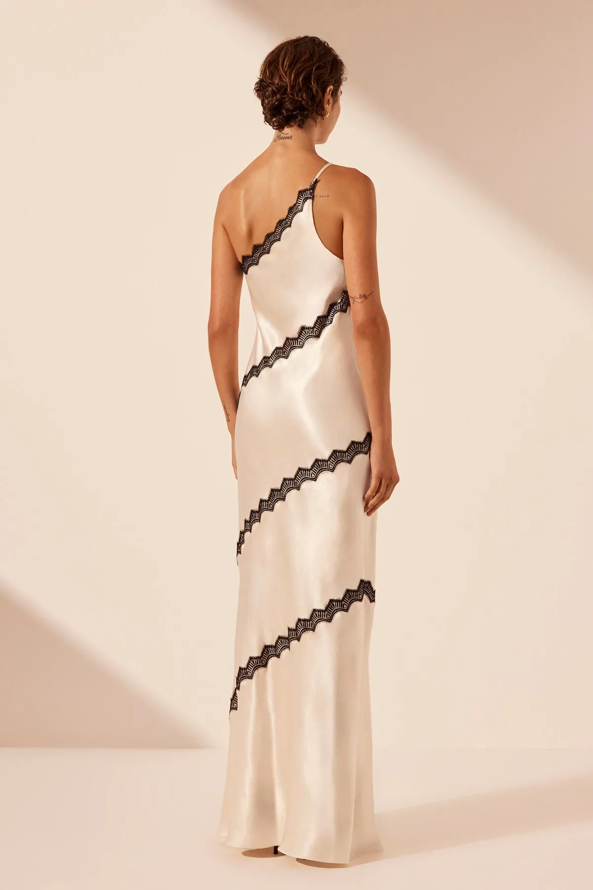CAMILLE LACE ASYMMETRICAL MAXI DRESS - CREAM/BLACK sold by Shona Joy product image thumbnail 4