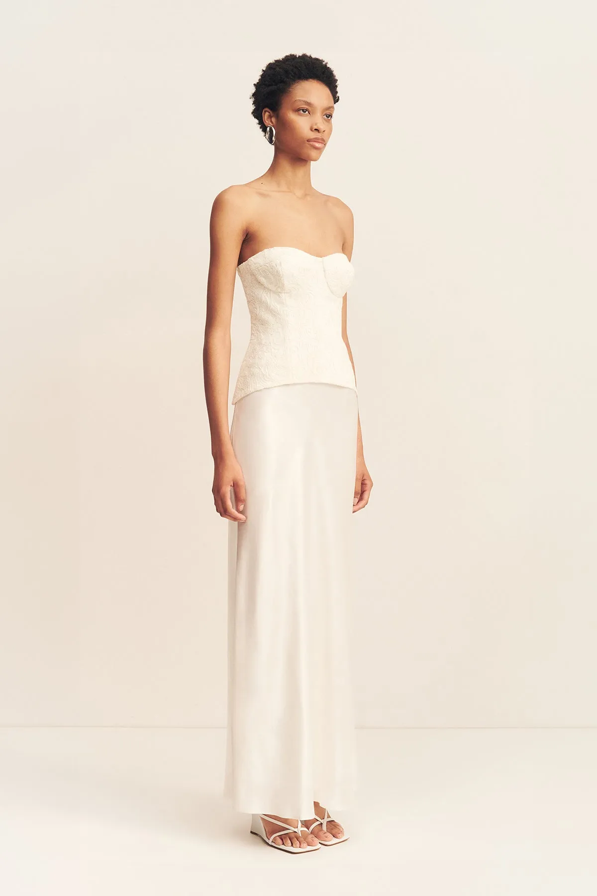 LUMINOUS LACE STRAPLESS BUSTIER - IVORY sold by Shona Joy product image thumbnail 2