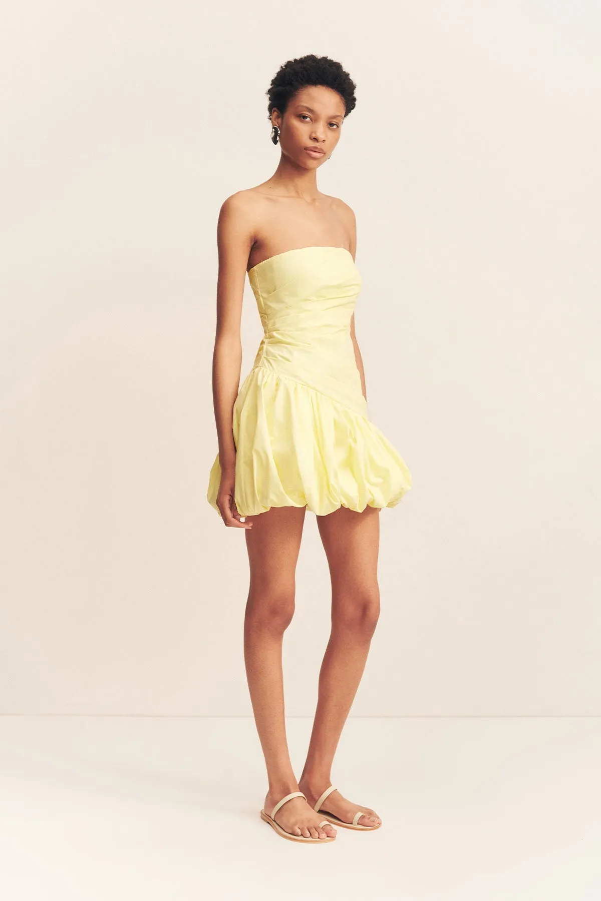 MAIORI STRAPLESS BUBBLE MINI DRESS - LEMON sold by Shona Joy product image thumbnail 2
