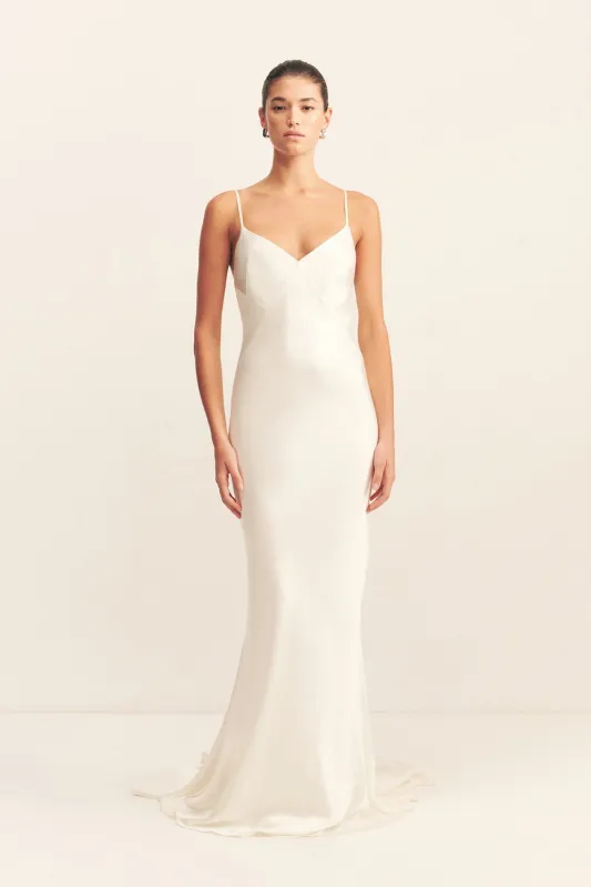 LA LUNE LOW BACK GOWN - WHITE sold by Shona Joy