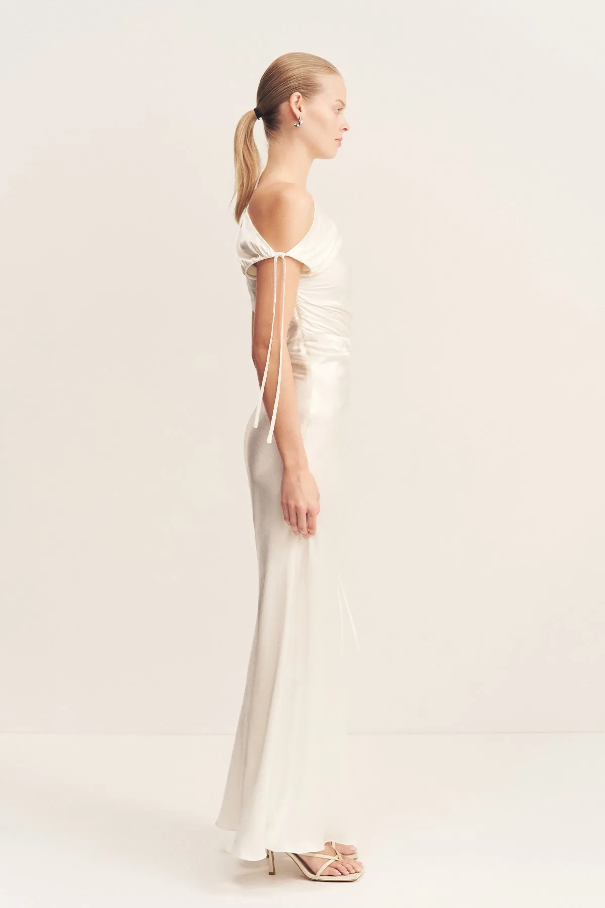 LA LUNE GATHERED MAXI DRESS - WHITE sold by Shona Joy product image thumbnail 4