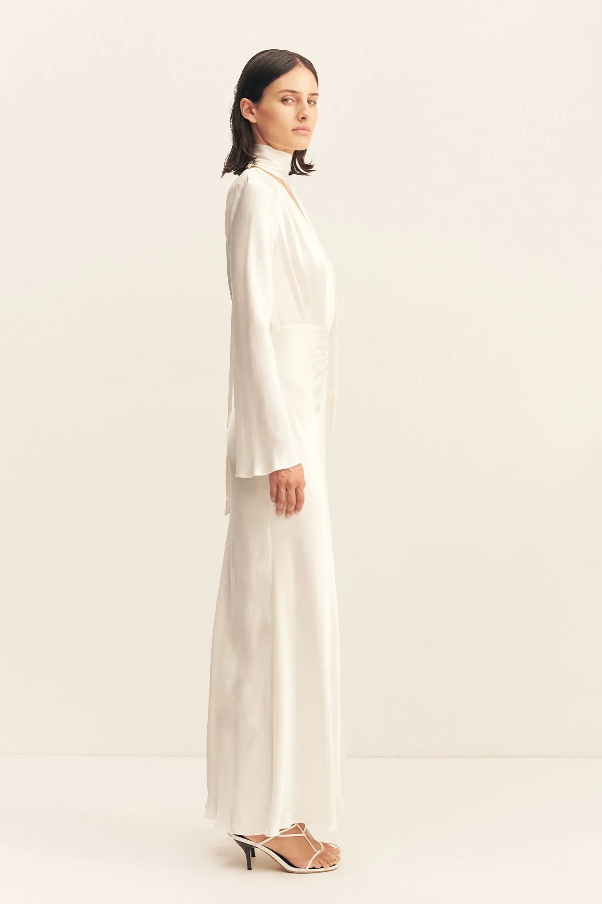 LA LUNE PLUNGED LONG SLEEVE MAXI DRESS - WHITE sold by Shona Joy product image thumbnail 4