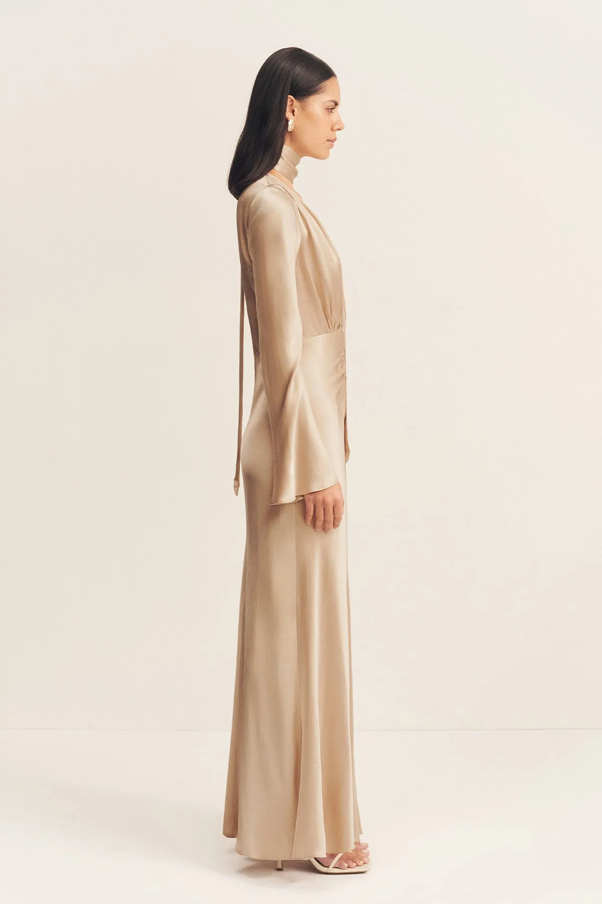 LA LUNE PLUNGED LONG SLEEVE MAXI DRESS - GOLD sold by Shona Joy product image thumbnail 4
