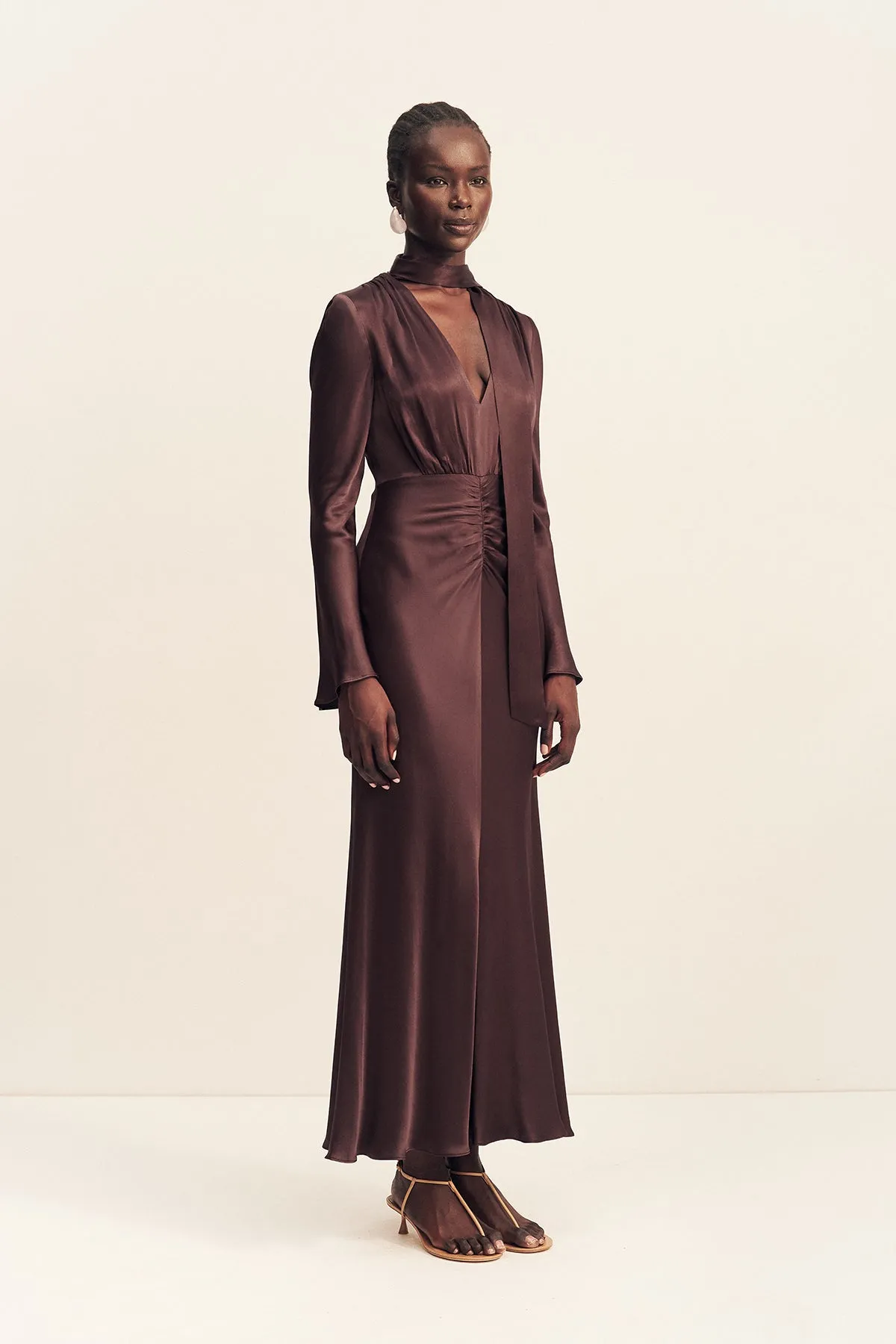 LA LUNE PLUNGED LONG SLEEVE MAXI DRESS - ESPRESSO sold by Shona Joy product image thumbnail 3