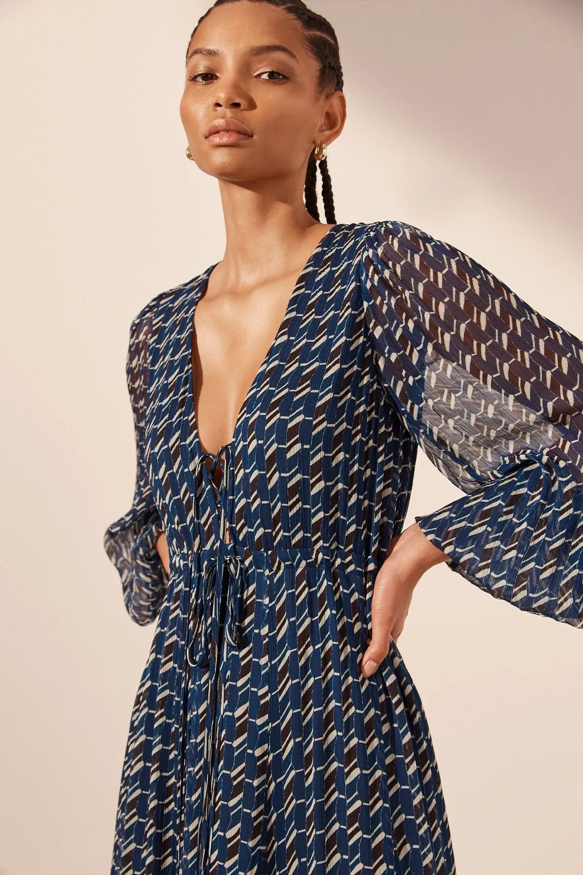 RENATA LACE FRONT DRAWSTRING MAXI DRESS sold by Shona Joy product image thumbnail 2