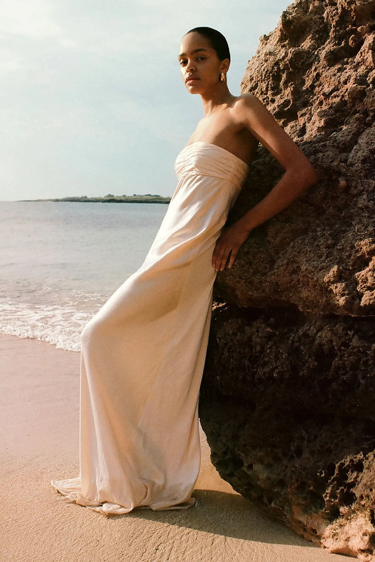 LA LUNE STRAPLESS RUCHED BODICE MAXI DRESS - CREAM sold by Shona Joy product image thumbnail 5