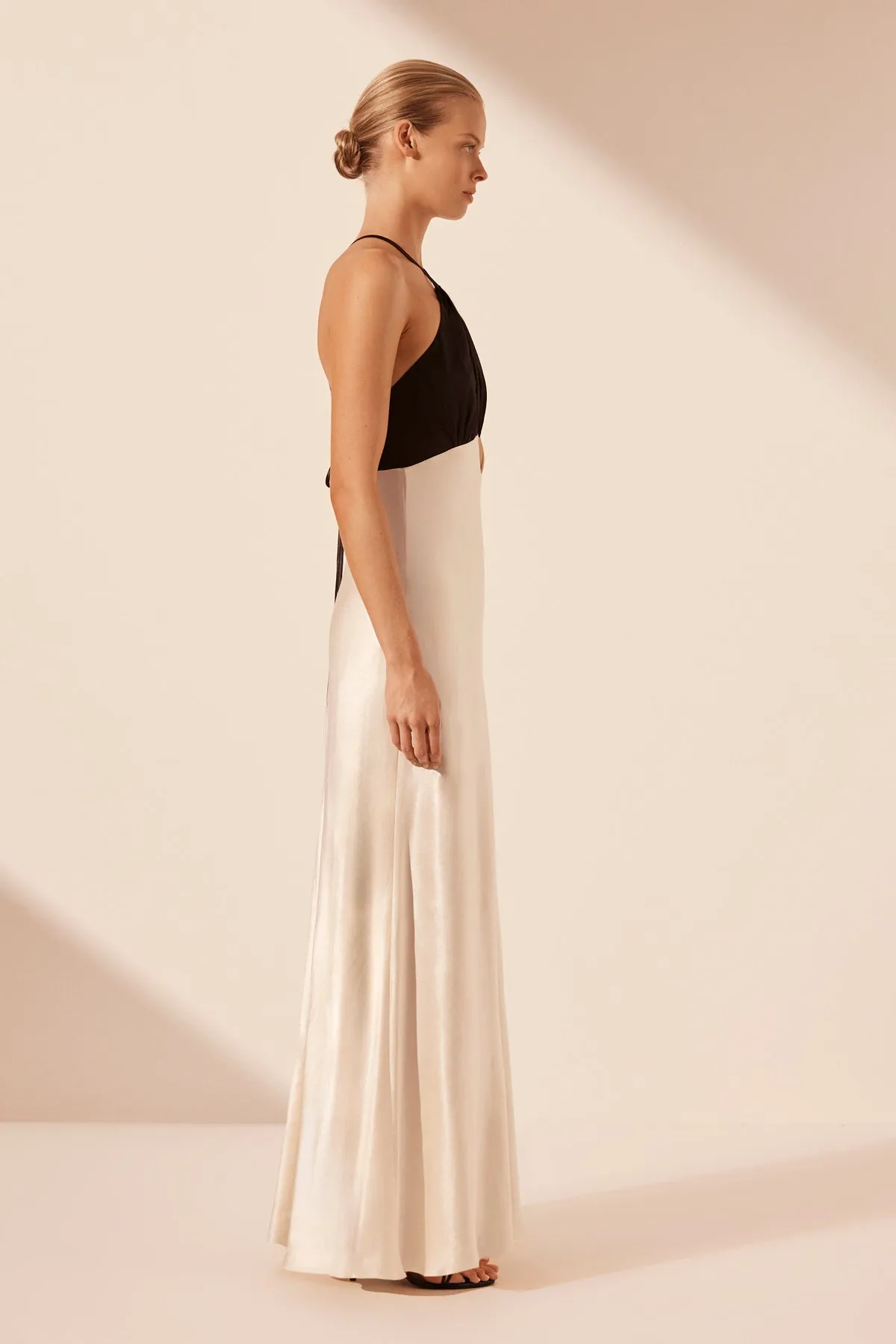 LINO CROSS BACK HALTER MAXI DRESS - CREAM/BLACK sold by Shona Joy product image thumbnail 3