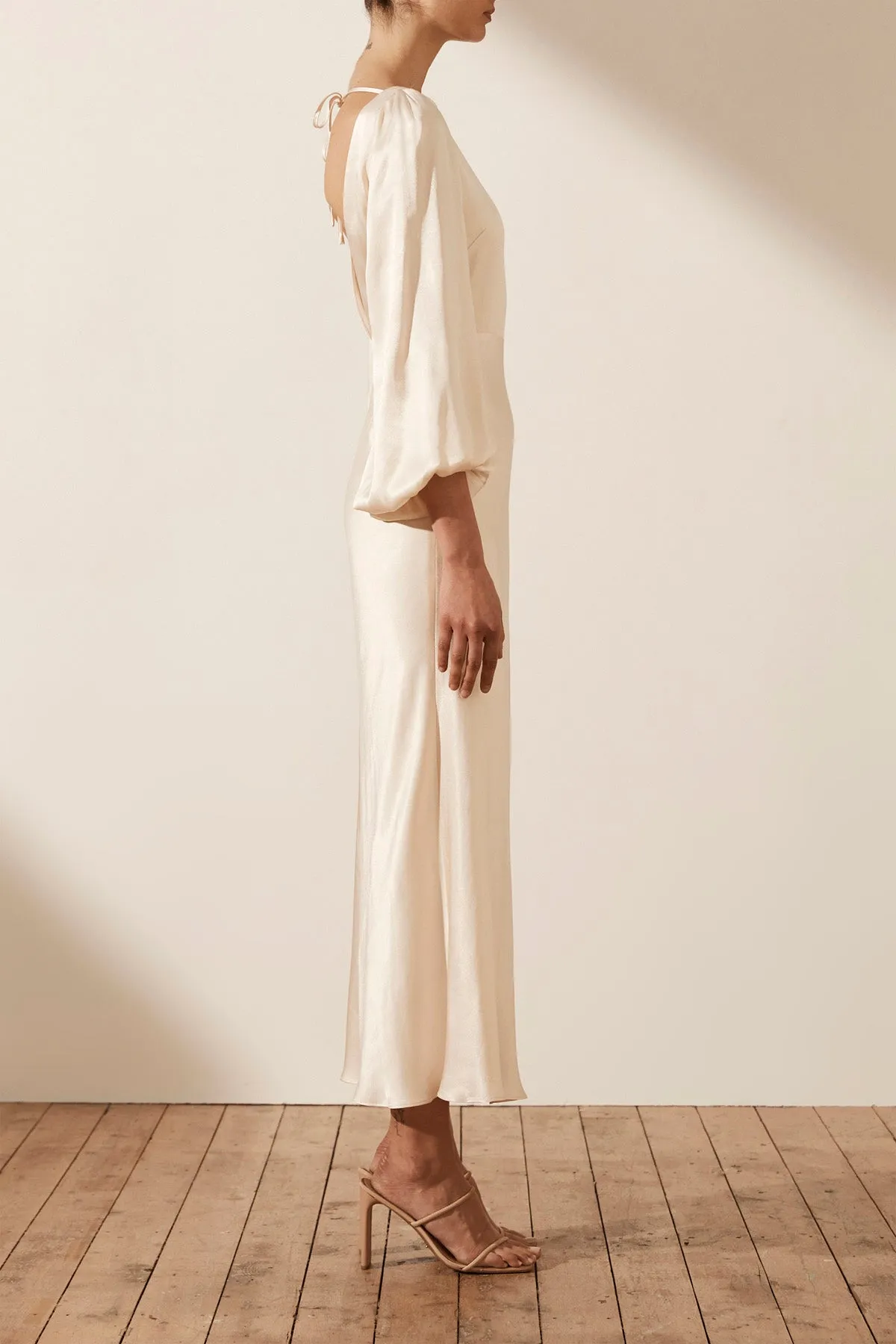LA LUNE BALLOON SLEEVE BACKLESS MIDI DRESS - CREAM sold by Shona Joy product image thumbnail 3
