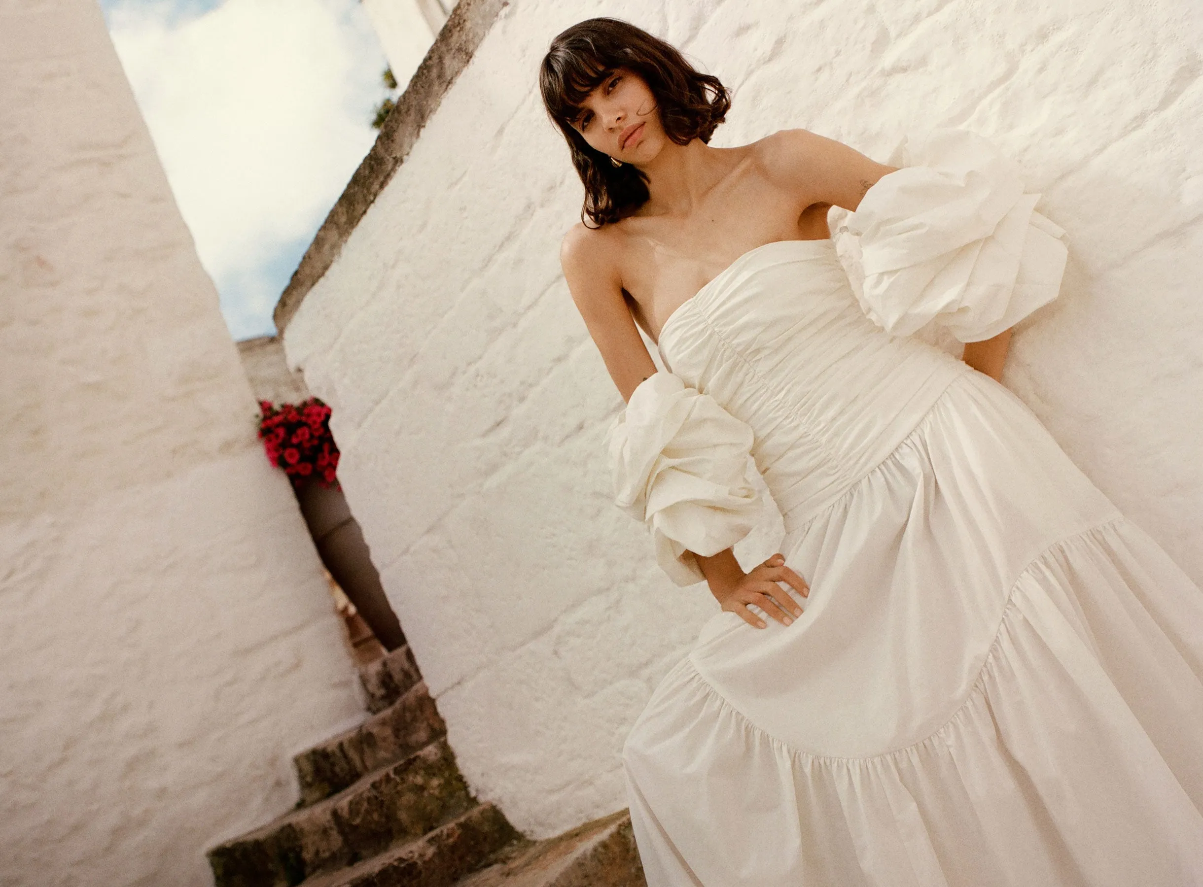 MAIORI CONTOUR RUCHED MAXI DRESS - IVORY sold by Shona Joy product image thumbnail 3