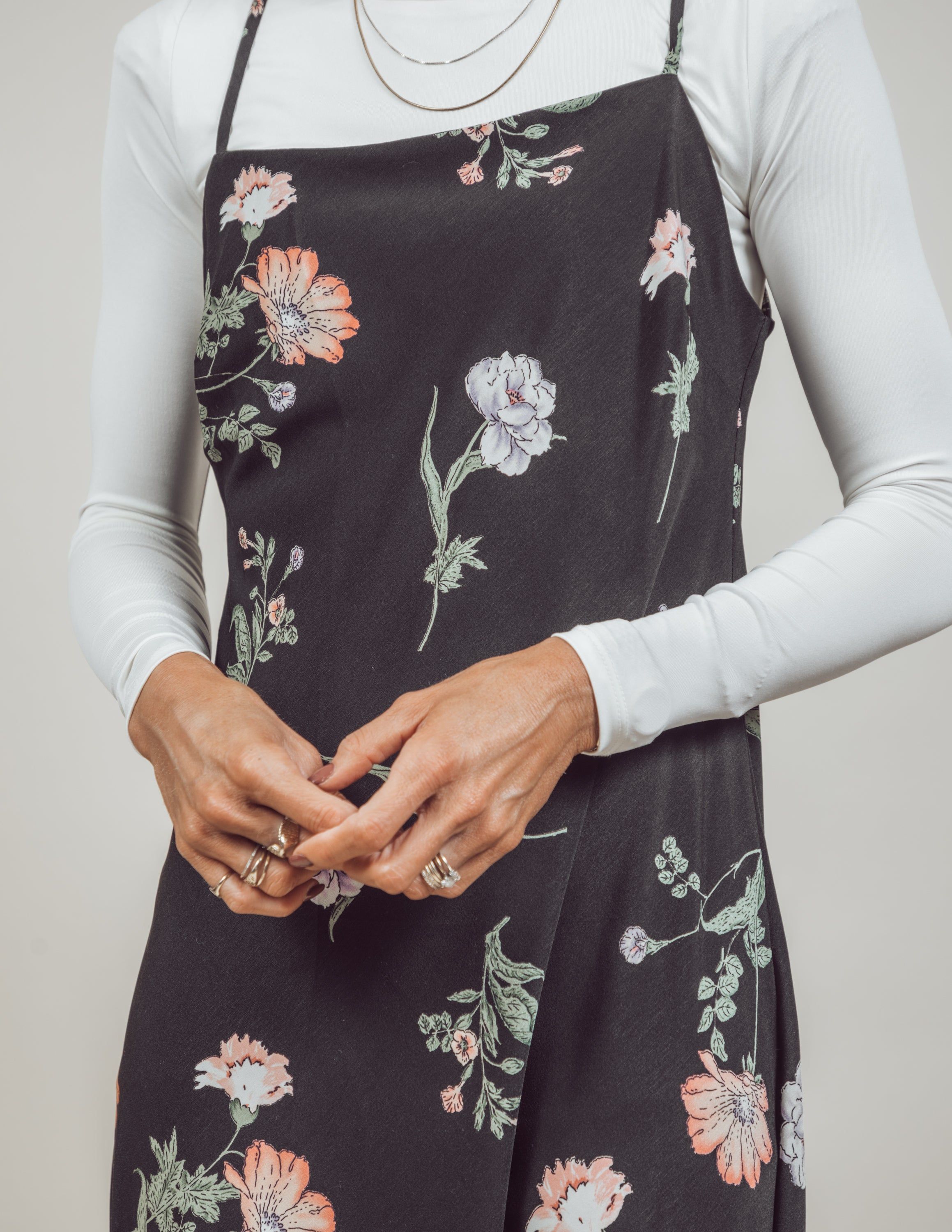 Nina Floral Maxi Dress *COMING SOON* sold by Shop Stevie product image thumbnail 5