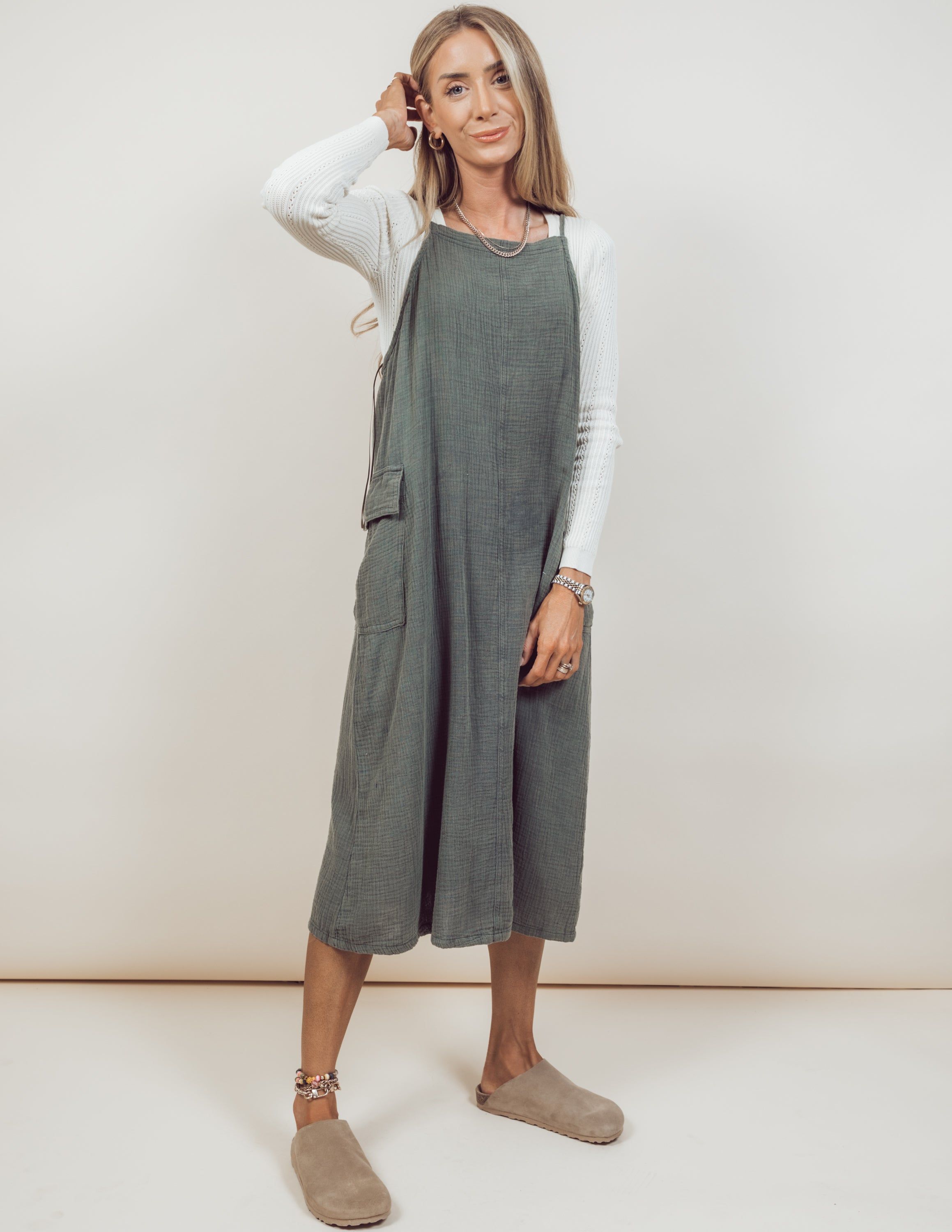 Elowen Midi Dress sold by Shop Stevie product image thumbnail 3