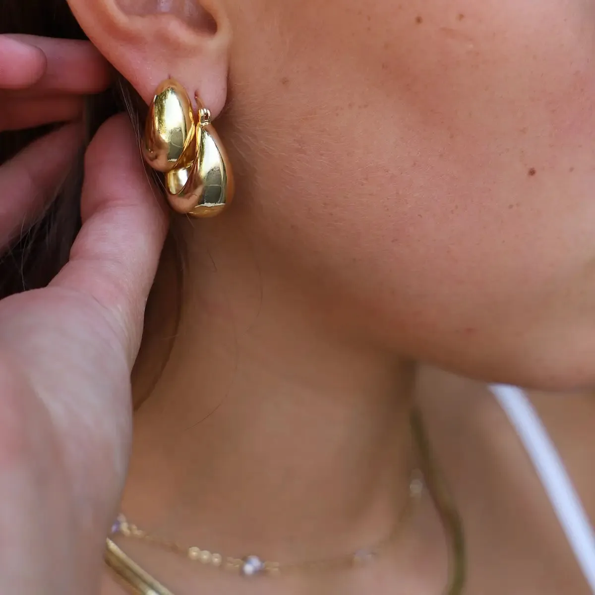 Coco Chunky Hoop Earrings sold by Shop Stevie product image thumbnail 4