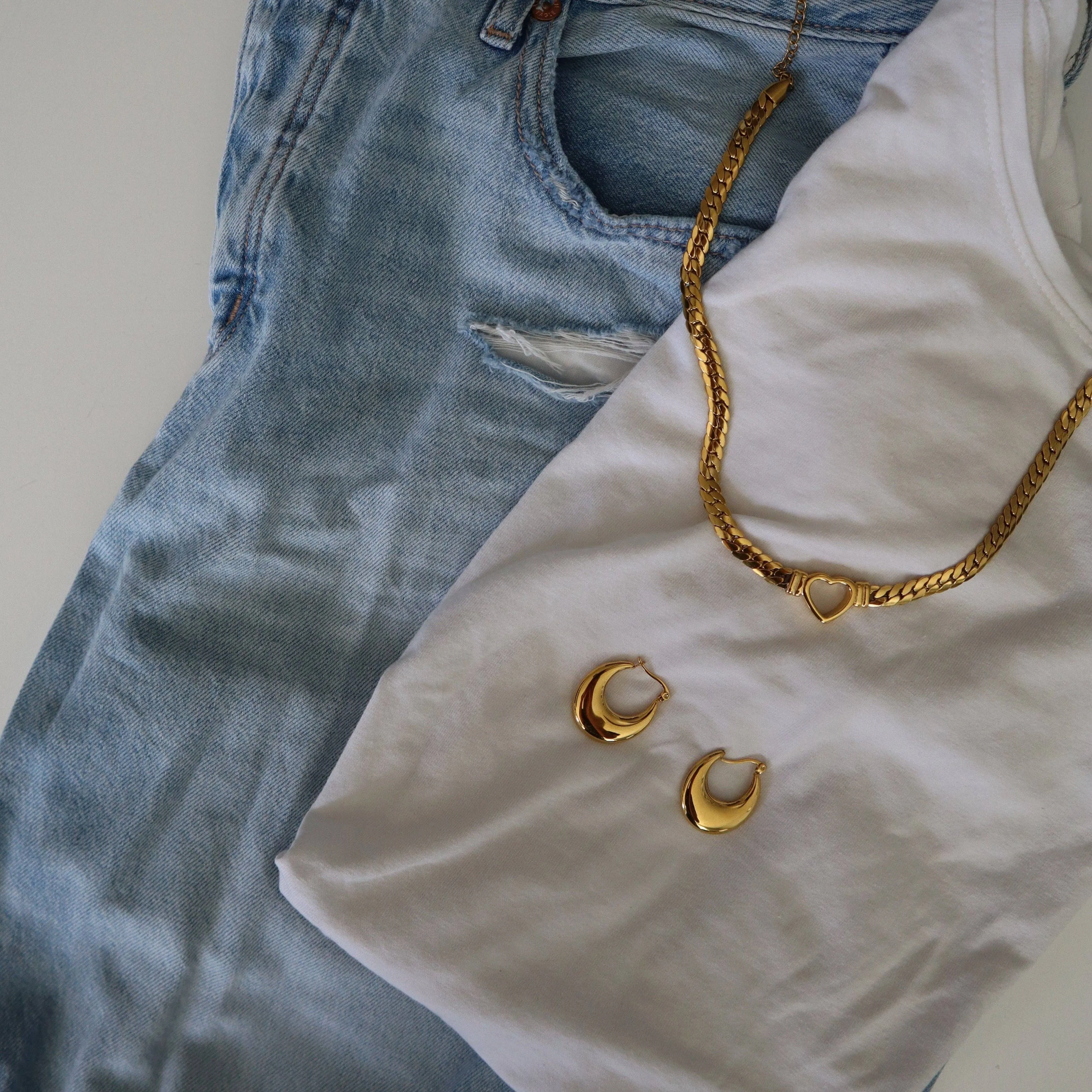 Heart Choker sold by Shop Stevie product image thumbnail 4