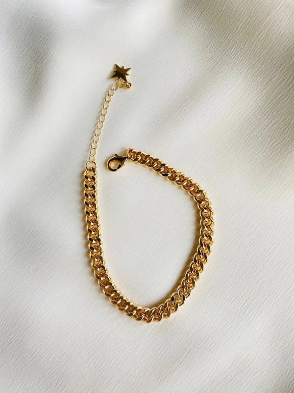 Este Cuban Chain Bracelet sold by Shop Stevie
