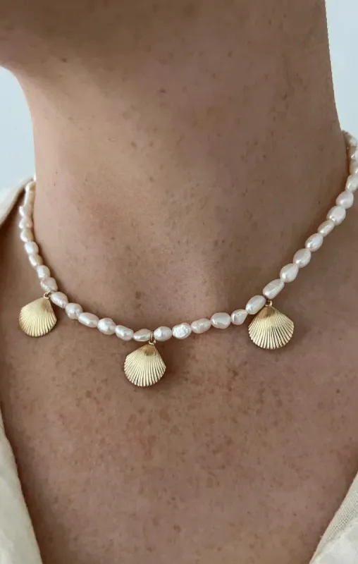 ALV Jewels Scalloped Shell Pearl Necklace ~ Pearl/Gold sold by Show Me Your MuMu