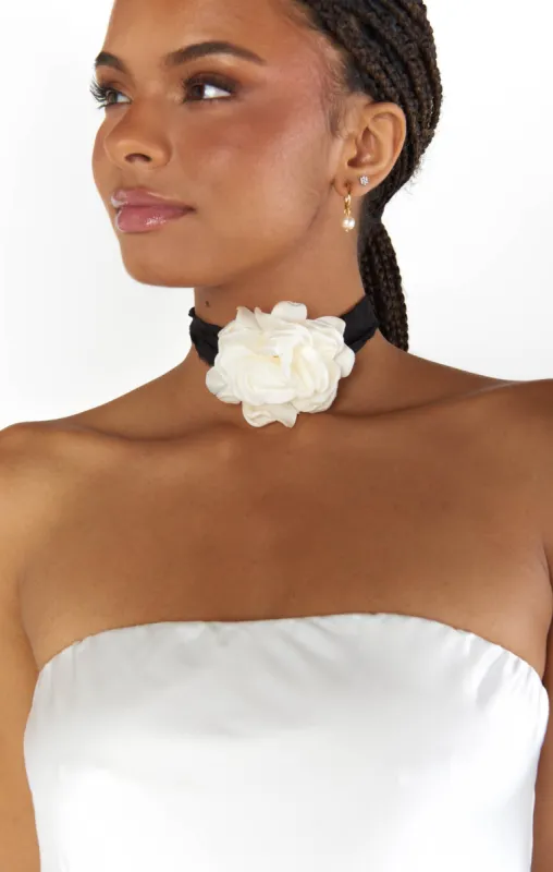 Frasier Sterling Rosette Choker ~ White/Black sold by Show Me Your MuMu