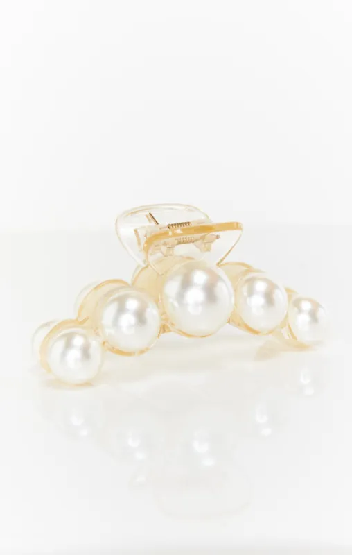 Lucille Pearl Hair Clip ~ White sold by Show Me Your MuMu