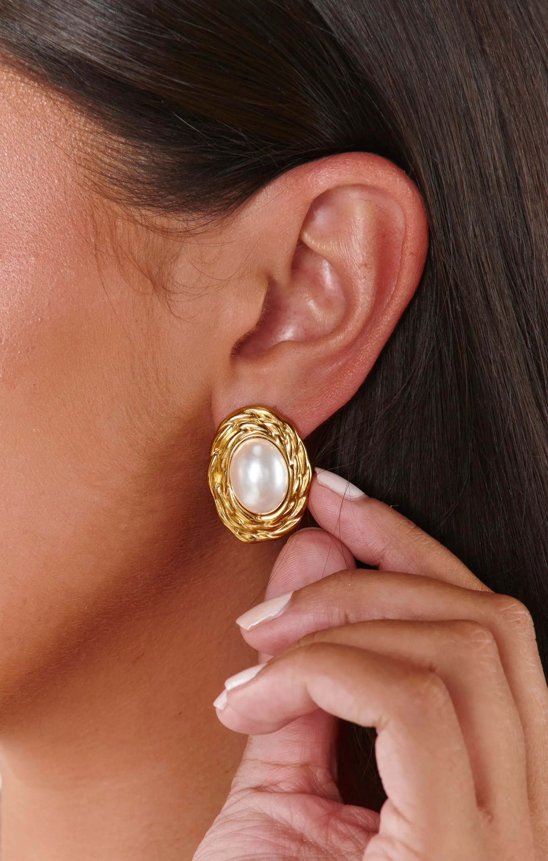 Petit Moments Oval Pearl Stud Earrings ~ Gold sold by Show Me Your MuMu product image thumbnail 4