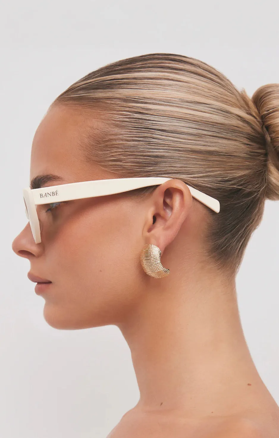 Banbé The Sweeney Sunglasses ~ Ivory sold by Show Me Your MuMu product image thumbnail 5