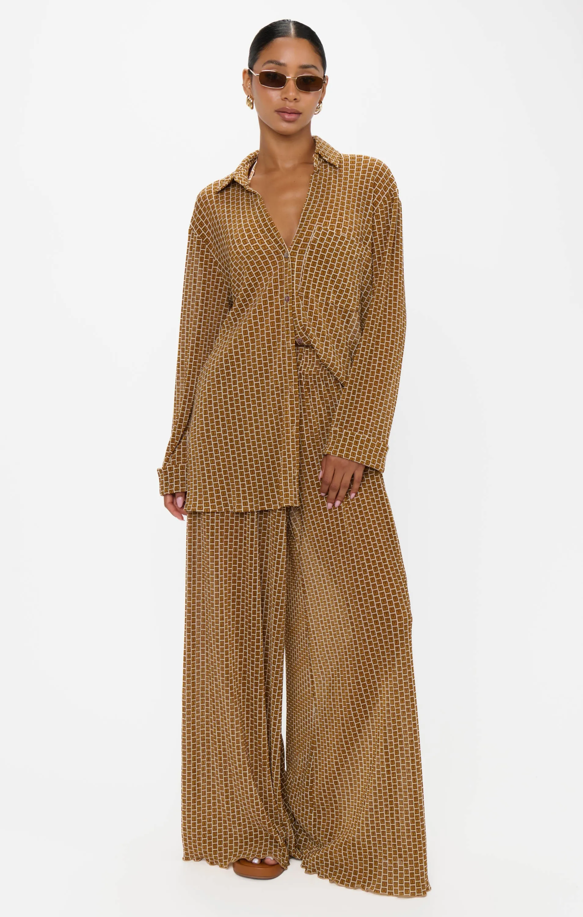 Everywhere Tunic ~ Beachy Bronze Geo sold by Show Me Your MuMu