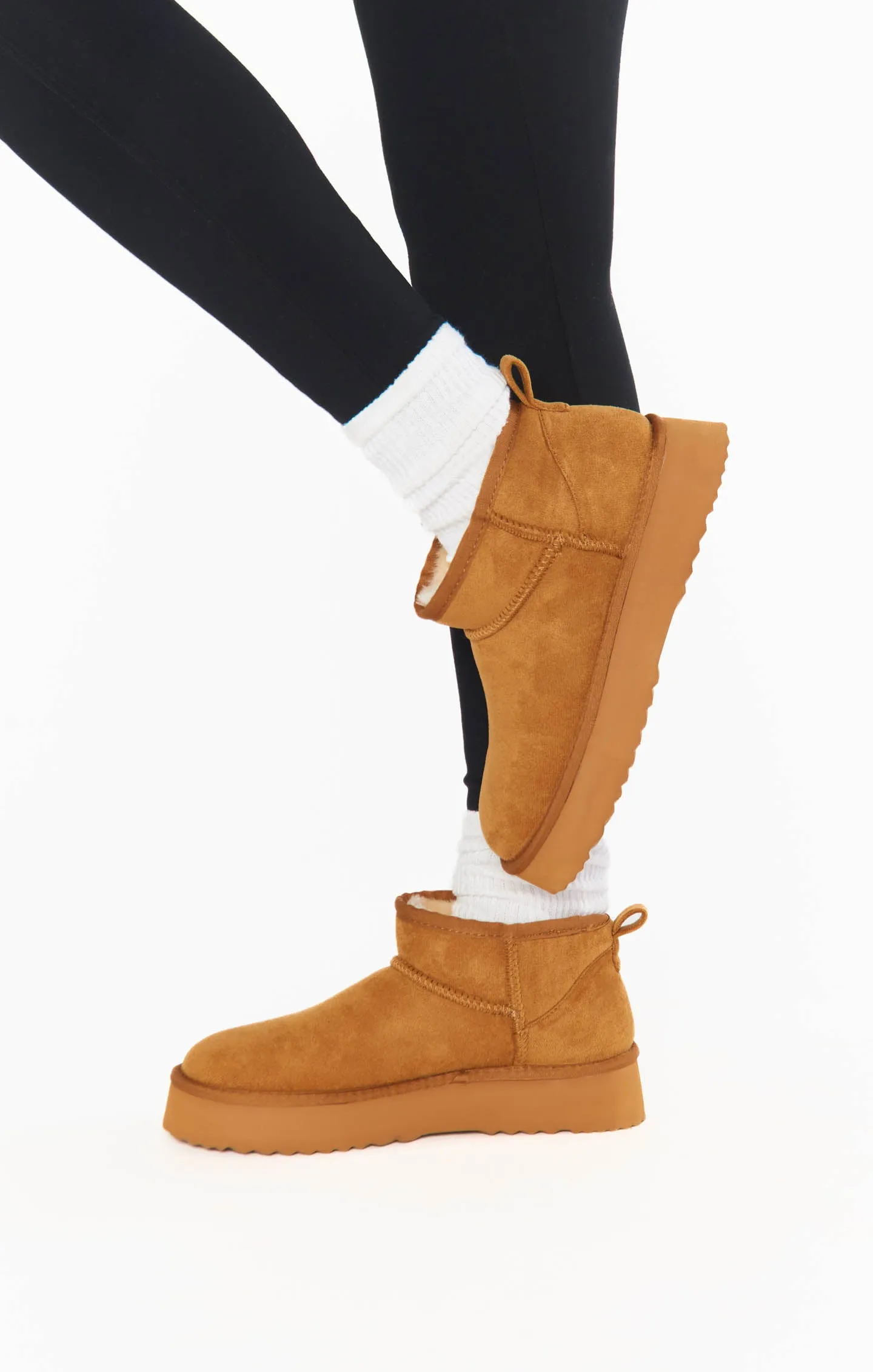 Matisse Breckenridge Boot ~ Chestnut sold by Show Me Your MuMu