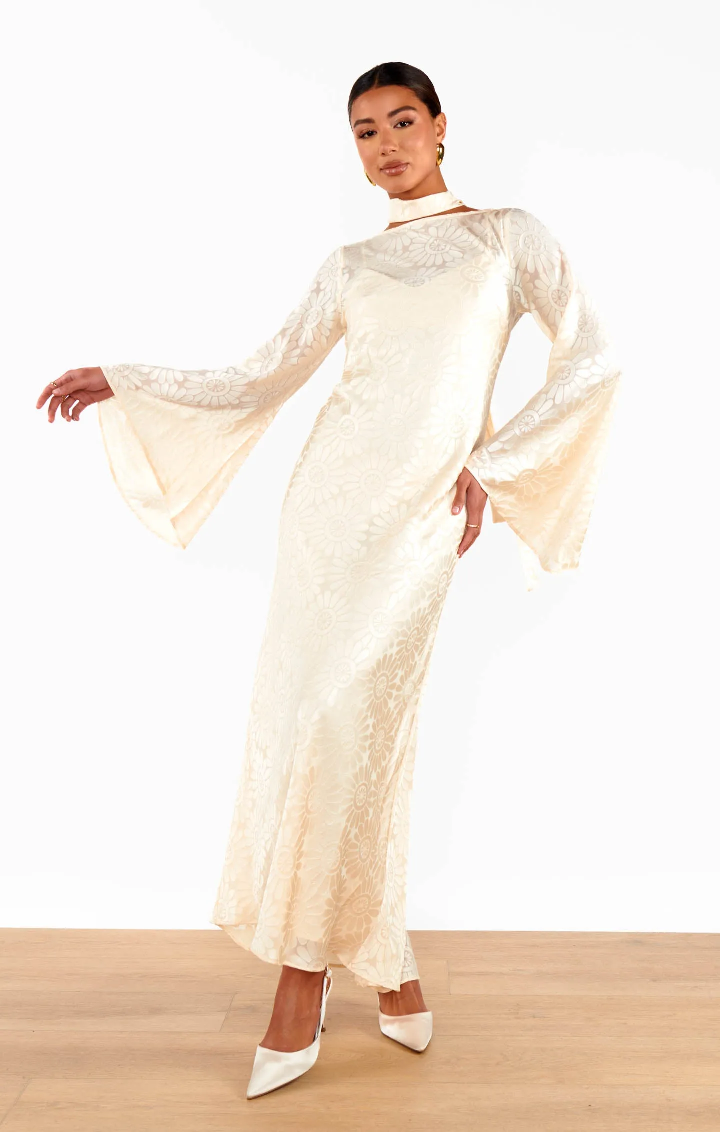Sarah Dress ~ Cream Daisy Burnout sold by Show Me Your MuMu