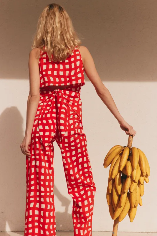 Loch Sleeveless Poplin Button Up in Cherry Red Wavy Gingham sold by Simon Miller