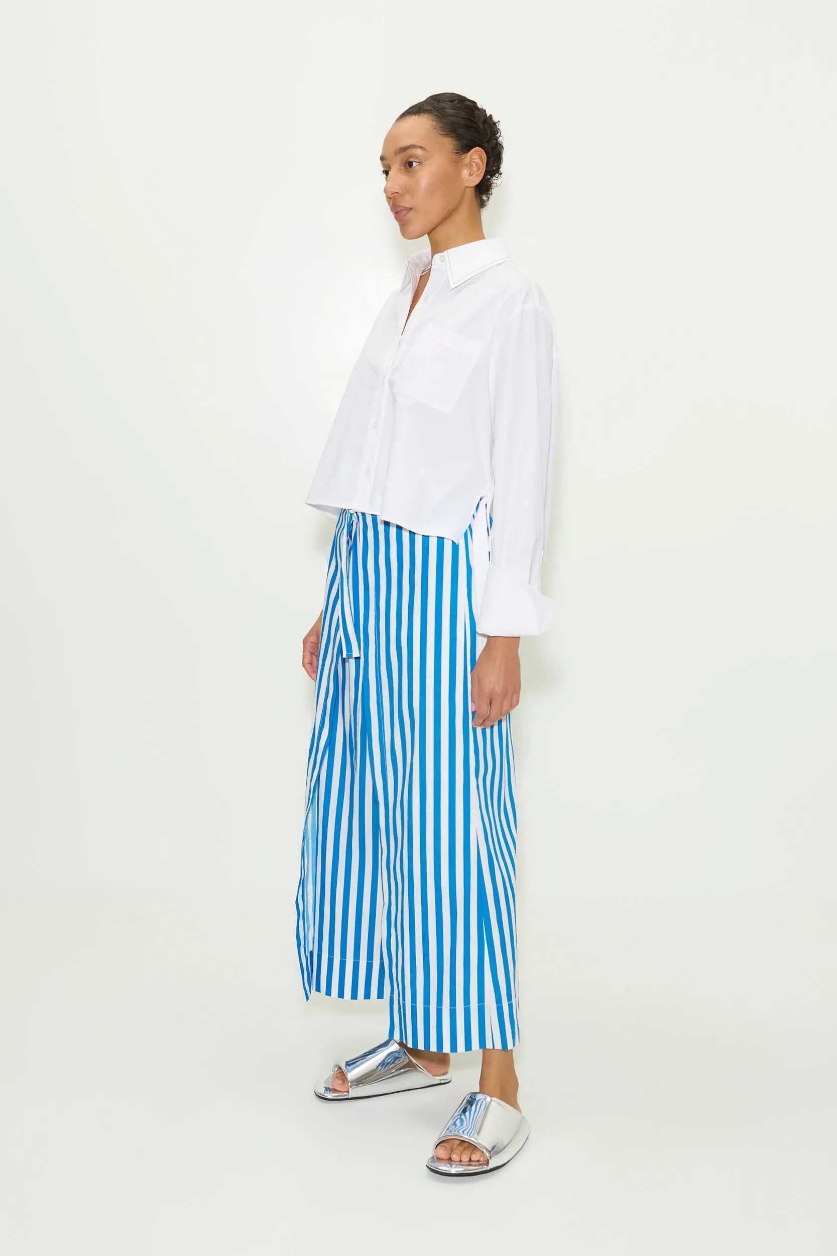 Ayre Cropped Poplin Top in Macadamia sold by Simon Miller product image thumbnail 2