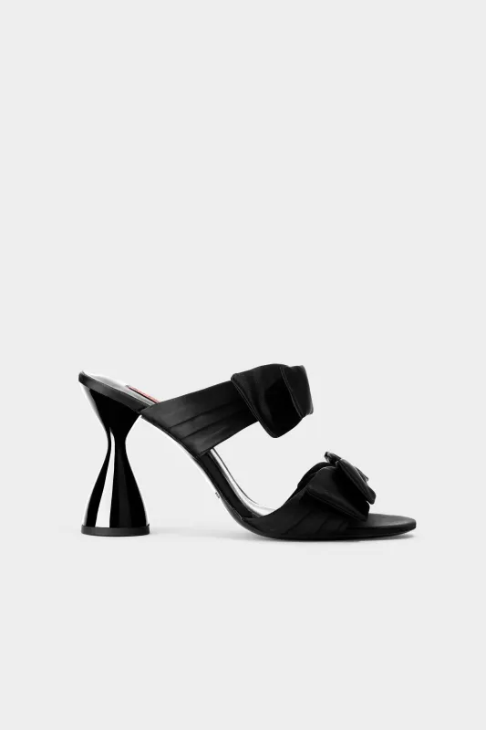 Bow Verner Heel In Black sold by Simon Miller