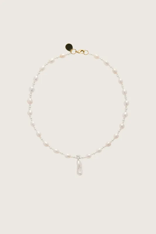 Staccato Pendant Pearl Necklace sold by Simone Rocha