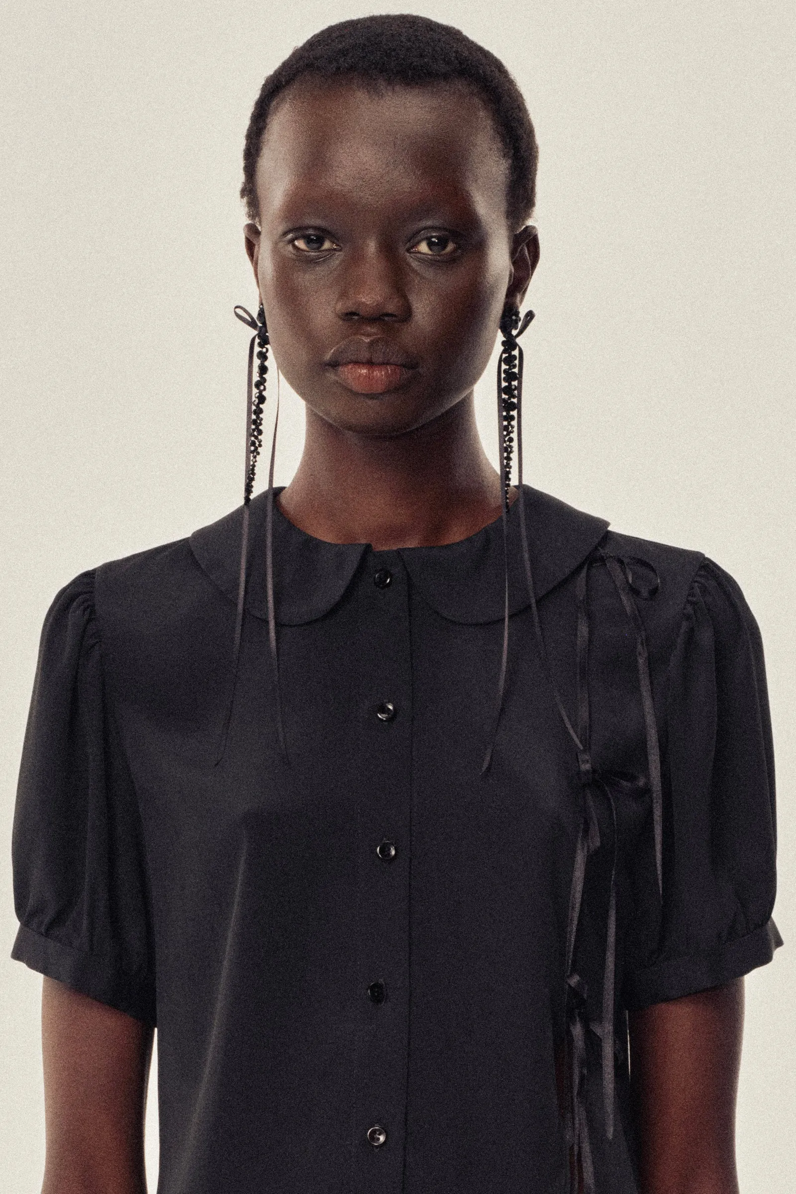 Cropped Bow Slit Puff Sleeve Shirt sold by Simone Rocha product image thumbnail 2