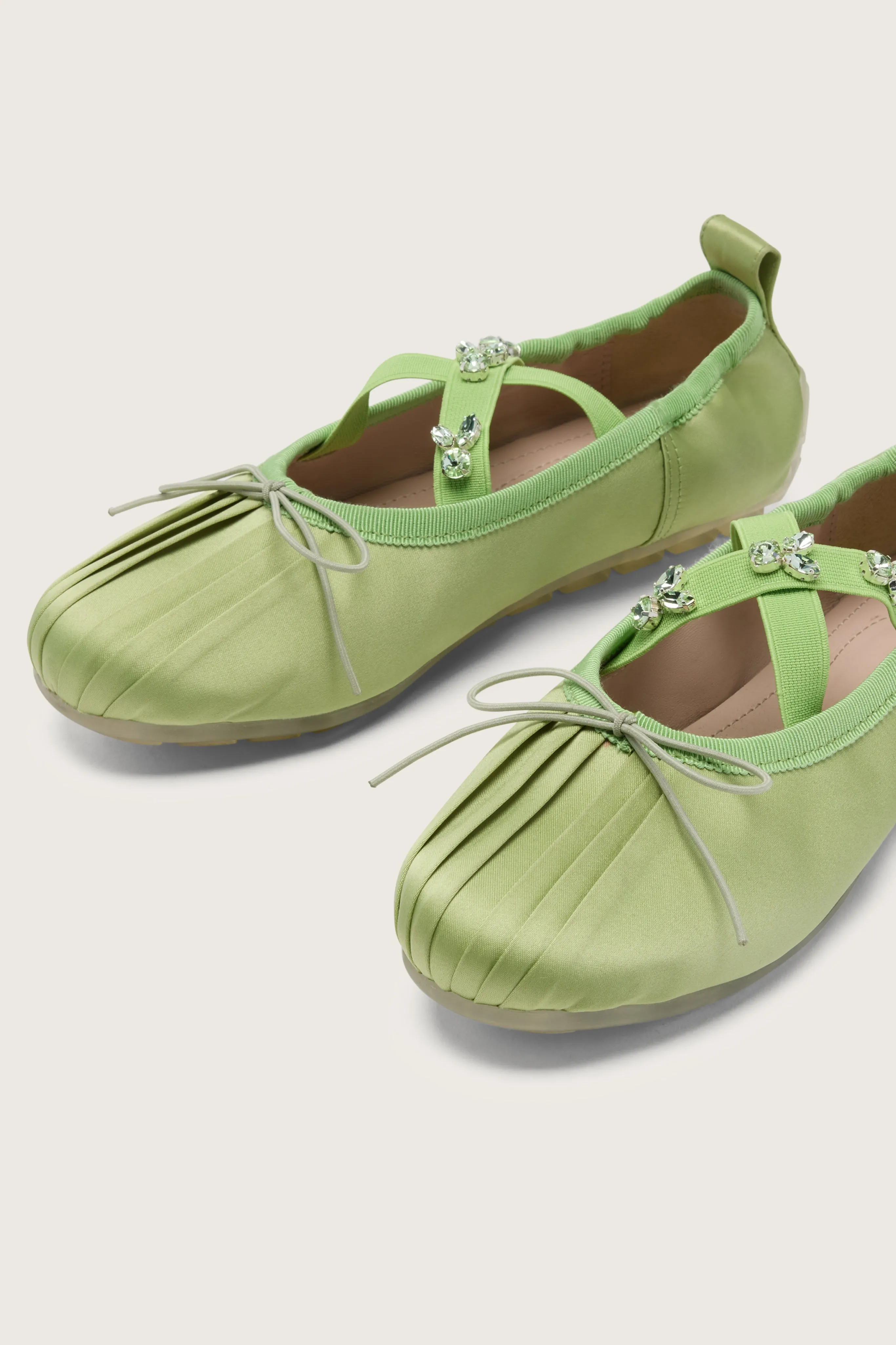 Embellished Ballerina Grip sold by Simone Rocha product image thumbnail 2