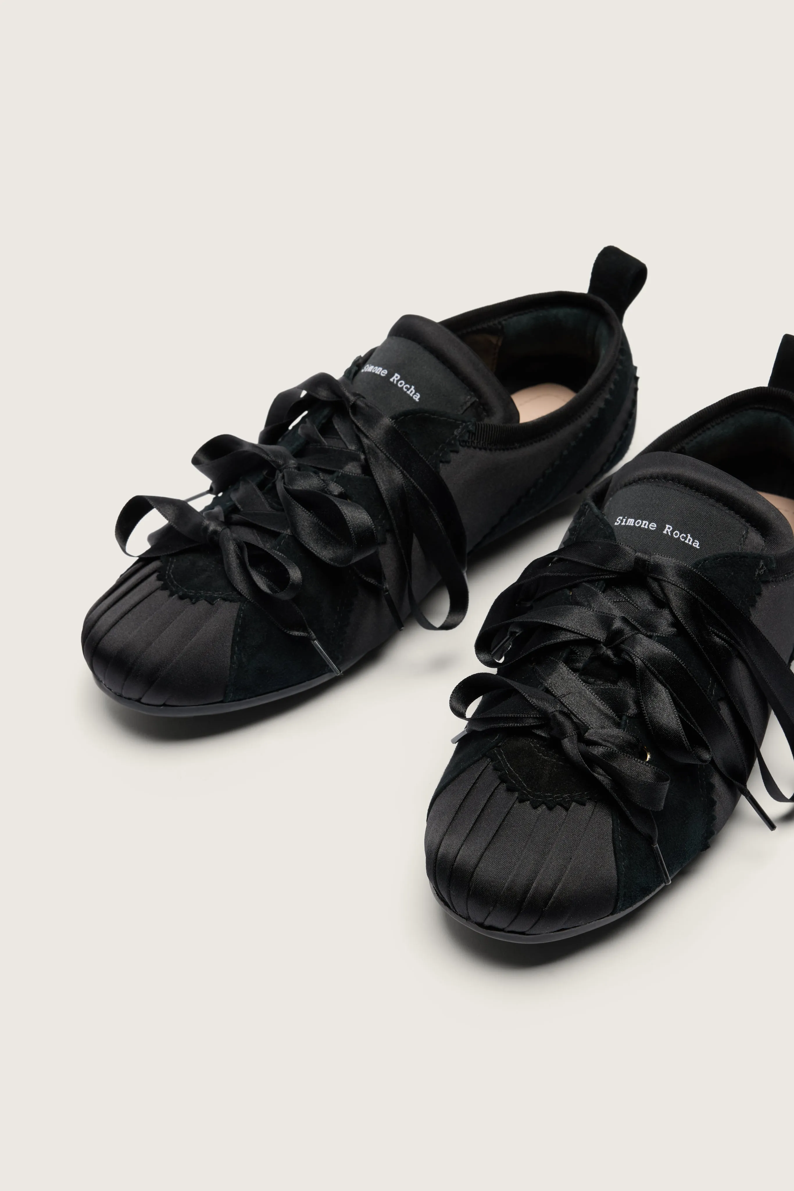 Ballerina Grip Trainer sold by Simone Rocha product image thumbnail 2